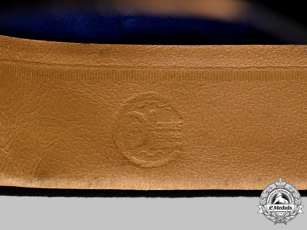 germany,_daf._a_member’s_visor_cap_51_m21_mnc5907_1_1