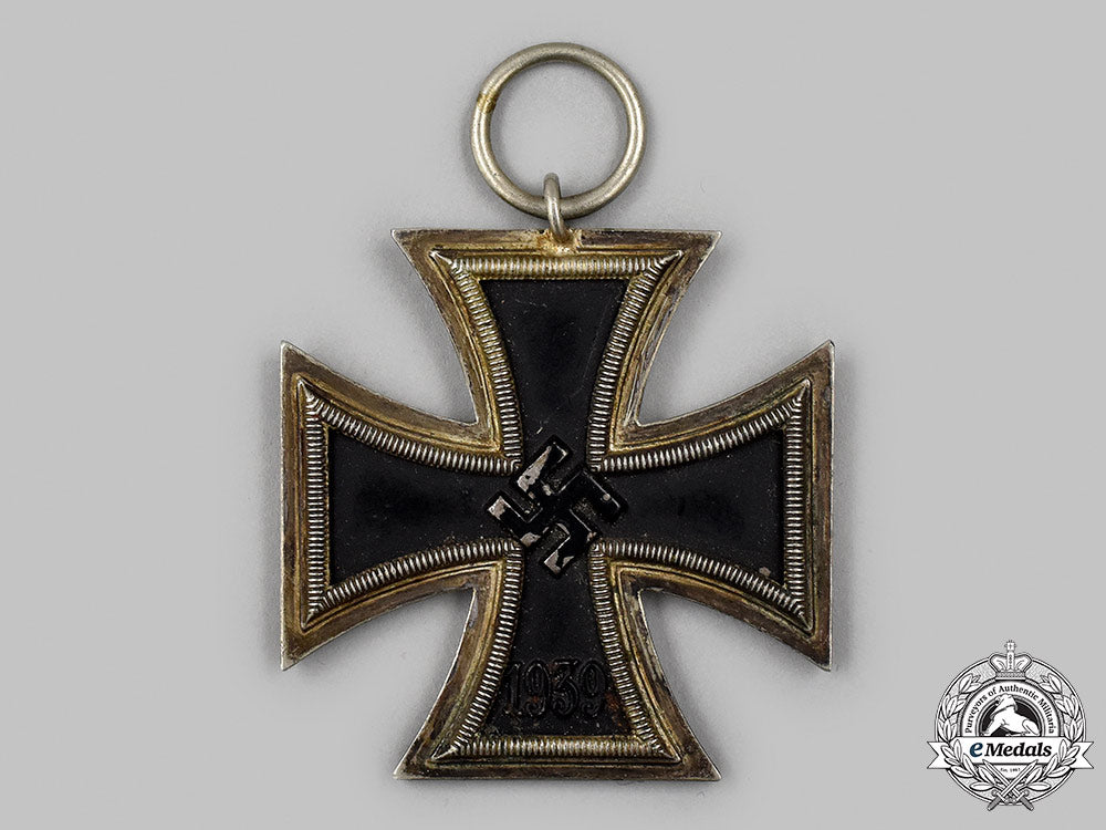 germany,_wehrmacht._a1939_iron_cross_ii_class,_by_franz_petzl_51_m21_mnc7467_1
