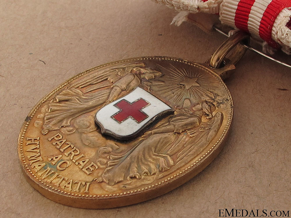 honor_decoration_of_the_red_cross_52.jpg50ad421546faf