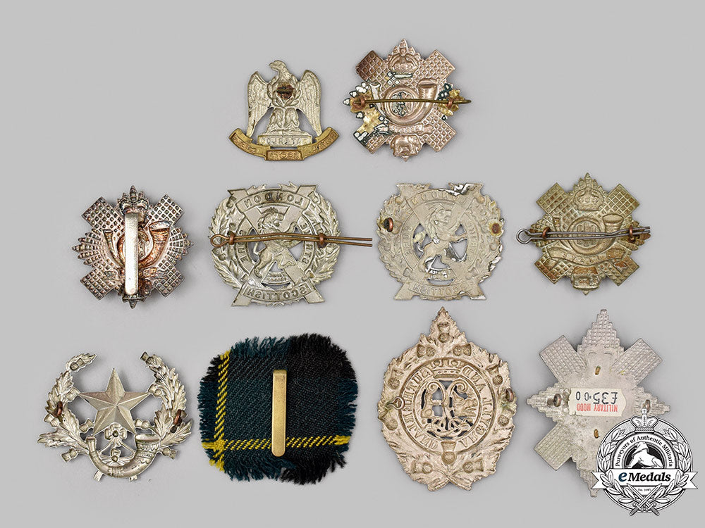 united_kingdom._a_lot_of_ten_cap/_glengarry_badges_52_m21_mnc1893