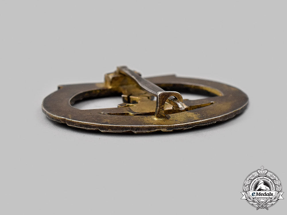 germany,_kriegsmarine._a_u-_boat_war_badge,_by_b.h._mayer_53_m21_mnc5860