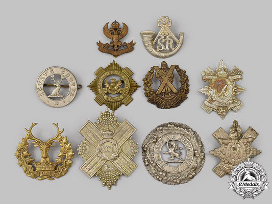 united_kingdom._a_lot_of_ten_cap/_glengarry/_helmet_badges_54_m21_mnc1895_1