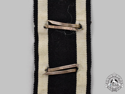 germany,_wehrmacht._a1939_clasp_to_the_iron_cross_ii_class,_type_ii_55_m21_mnc3740