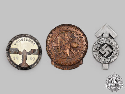 germany,_third_reich._a_mixed_lot_of_badges_55_m21_mnc8776_1