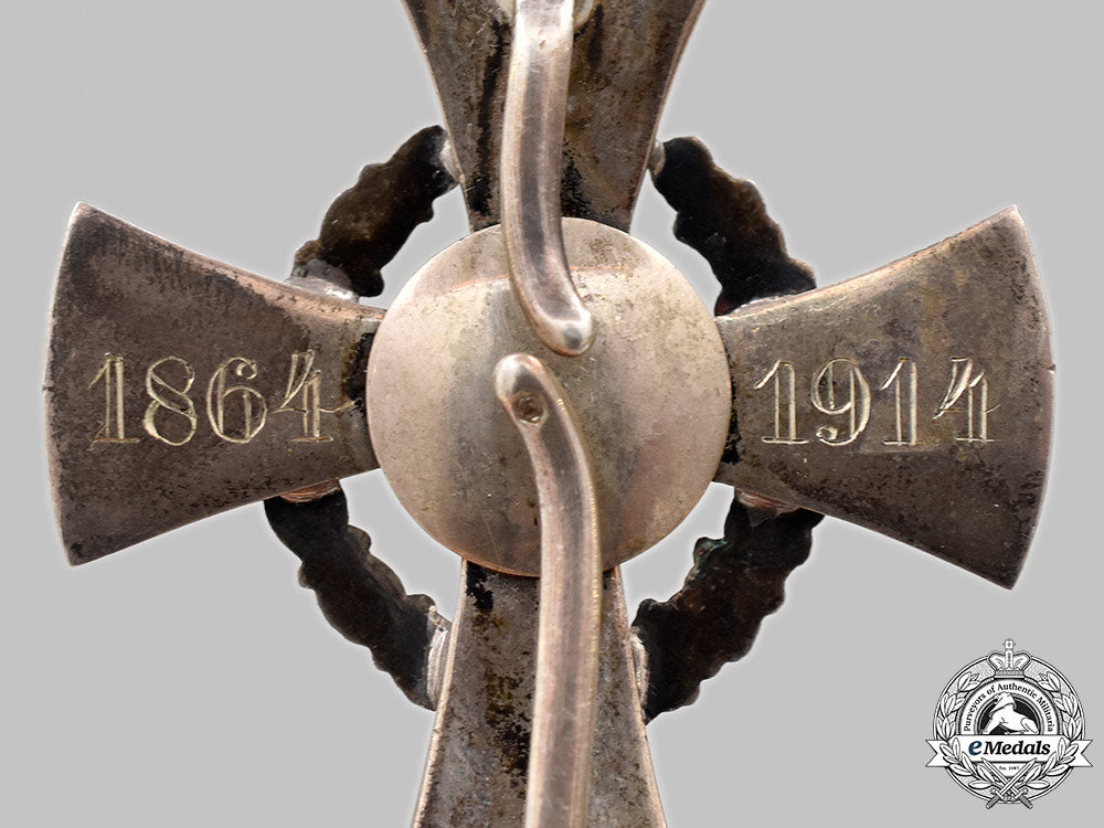 austria,_empire._an_honour_decoration_of_the_red_cross,_officer's_cross_with_war_decoration_56_m21_mnc6331