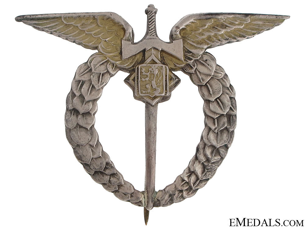 united_kingdom._an_emotive_battle_of_britain_group_to_f/_o_machacek_caf_57.jpg5106d4c040f04