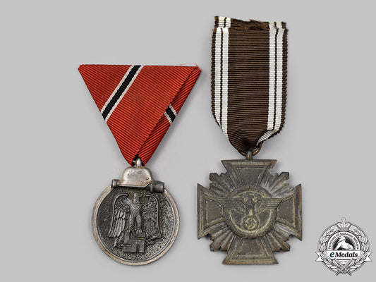 germany,_third_reich._a_mixed_pair_of_medals_58_m21_mnc3148