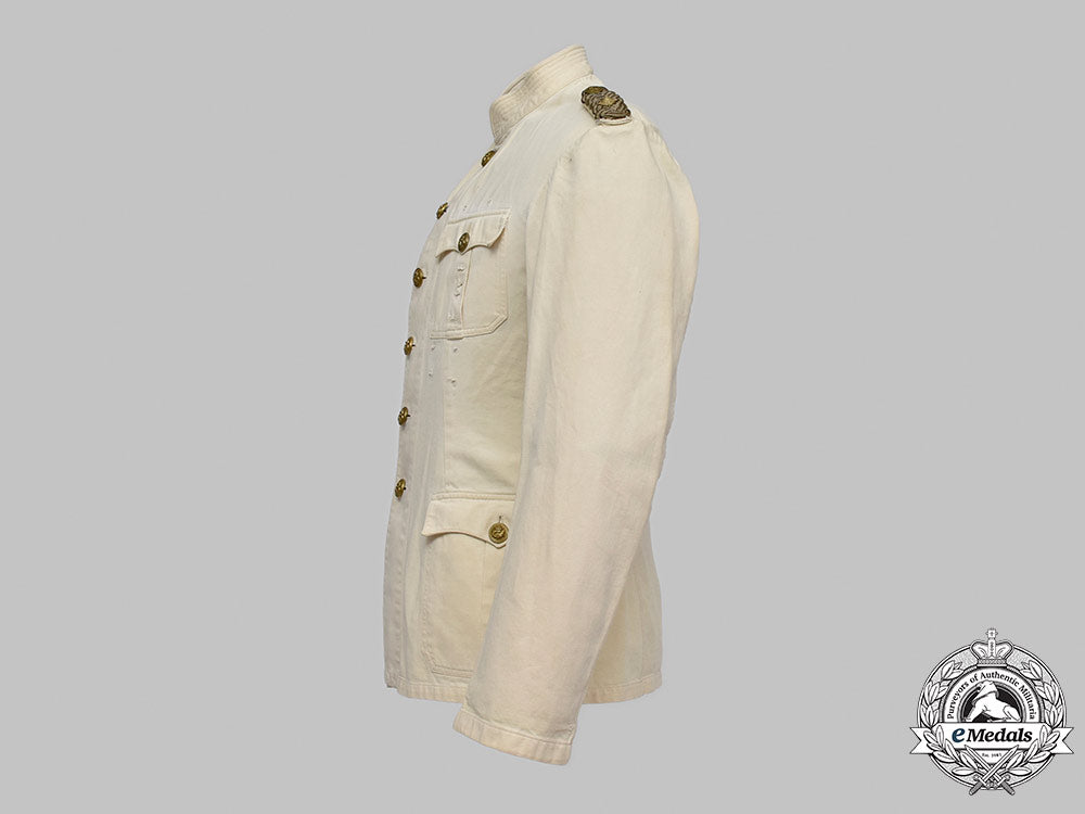 germany,_kriegsmarine._a_fregattenkapitän’s_white_service_uniform_58_m21_mnc4490