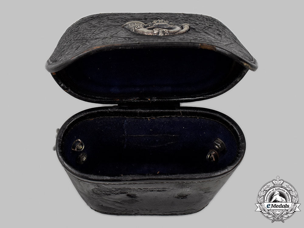 canada,_dominion._a_queen’s_own_rifle_officer’s_leather_uniform_accoutrements_for_the1910_trip_to_england_59_m21_mnc3746