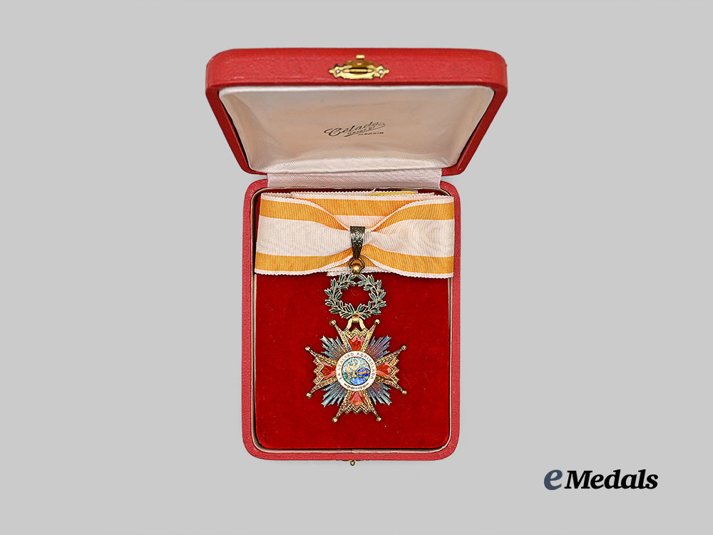 spain,_kingdom._an_order_isabella_the_catholic,_commander_e_medals__m0332-50_5