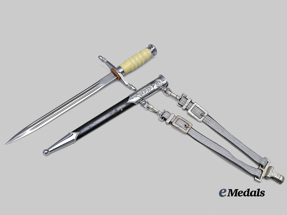 germany,_democratic_republic._an_army_officer's_dress_dagger_e_medals__m0454-63_3