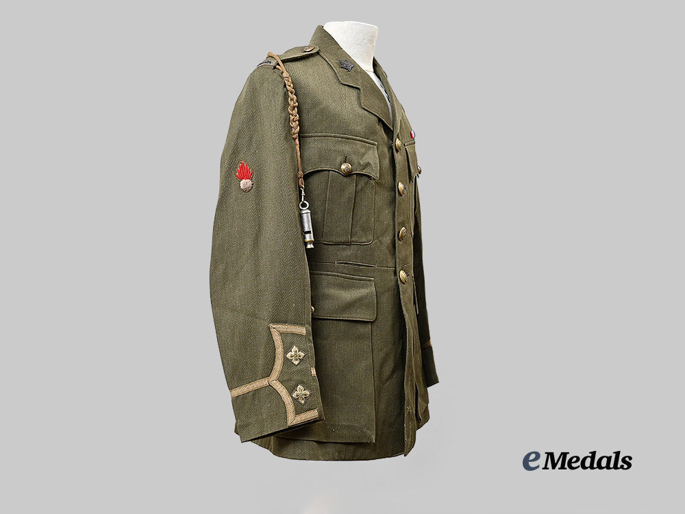 canada,_c_e_f._a_fine_officer's_tunic_to_a_minister_with_the215th_battalion,_by_a._brown&_sons_e_medals__c7693_3