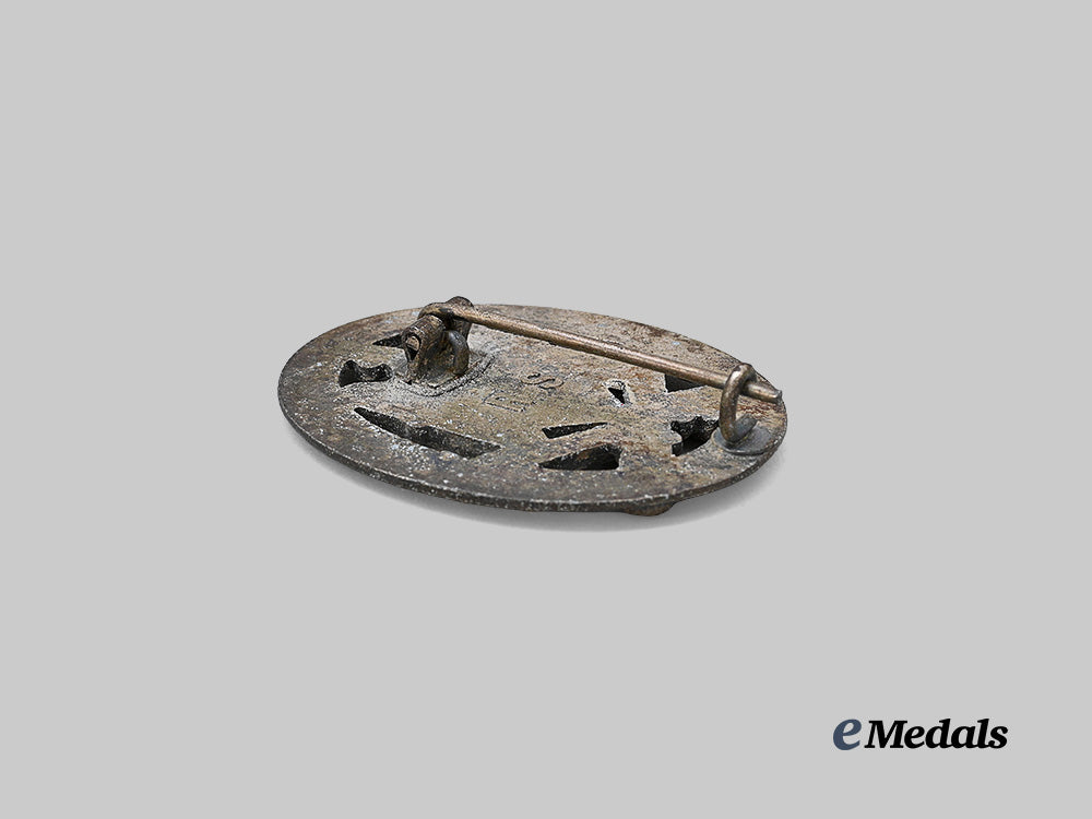germany,_wehrmacht._a_general_assault_badge,_by_rudolf_souval_e_medals__g62795_4
