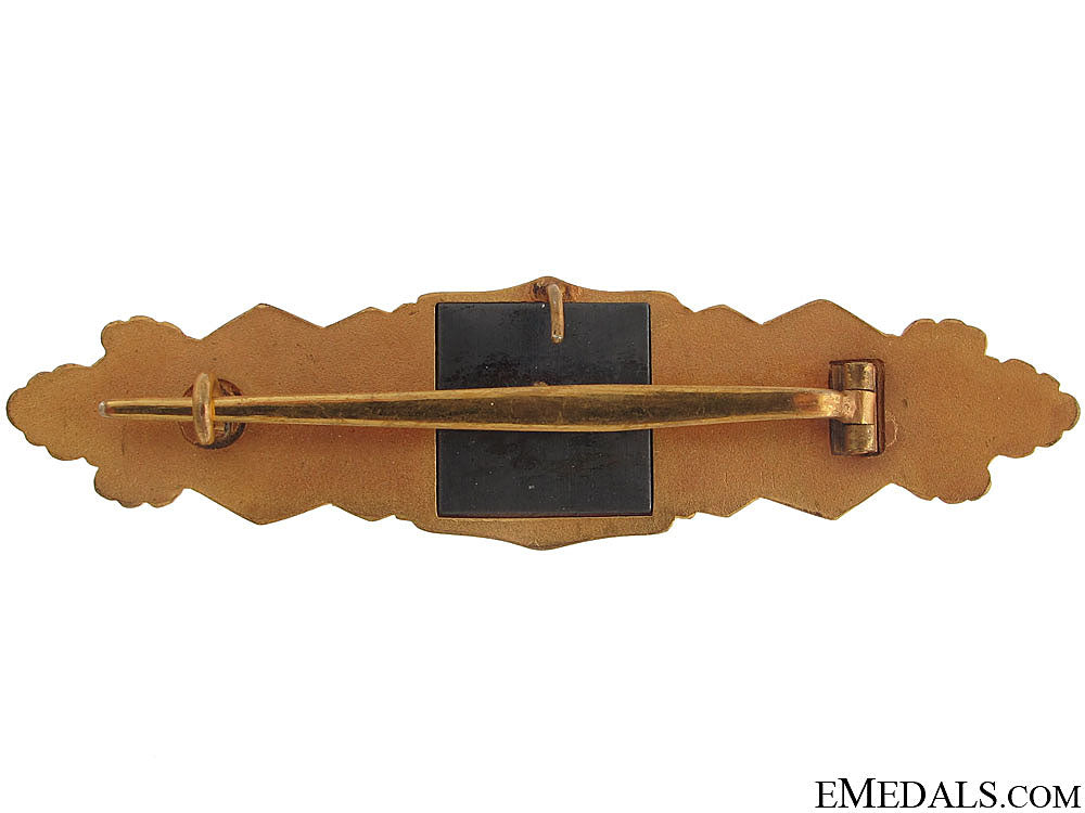 ultra_rare_gold_presentation_close_combat_clasp_5.jpg51683ad9e43cb