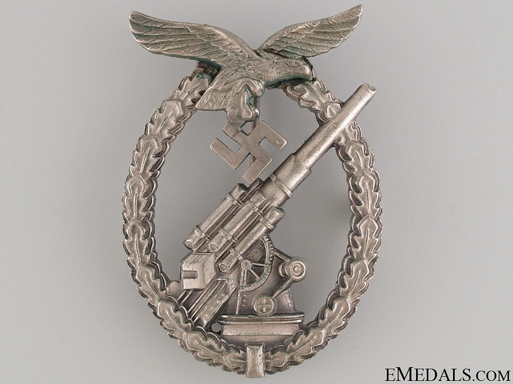 an_early_cased_flak_badge_by_brehmer_5.jpg5261444aca2ec