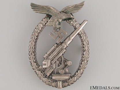 an_early_cased_flak_badge_by_brehmer_5.jpg5261444aca2ec