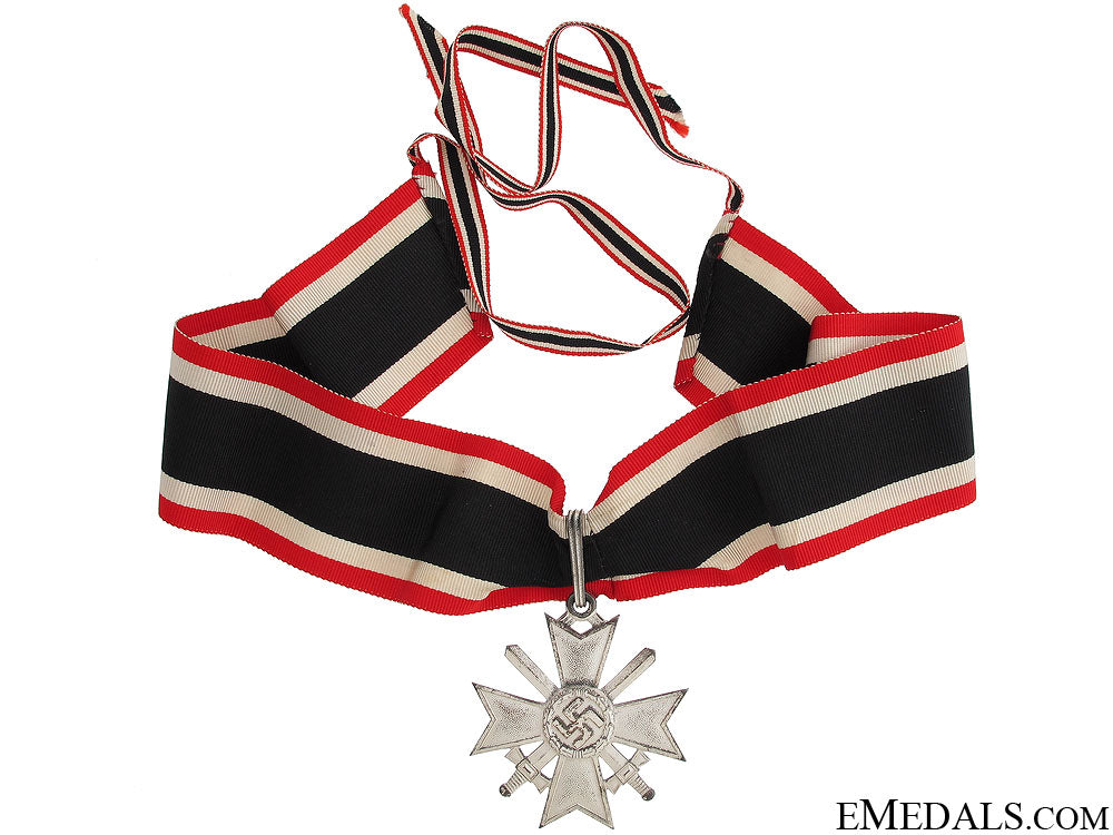 knight’s_cross_of_the_war_merit_cross_by_deschler_5.jpg51b727d9ebdc5