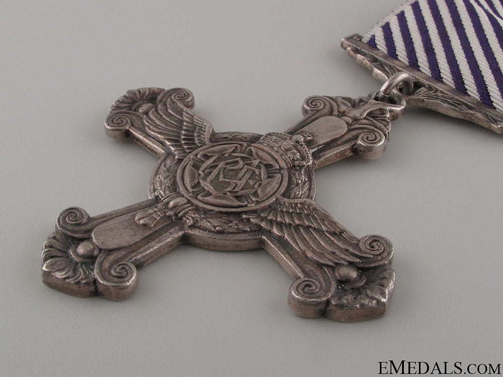 a_cased1945_distinguished_flying_cross_5.jpg5237356249ec5