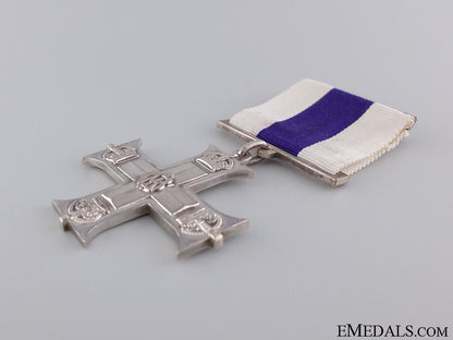 a_cased_wwi_issue_military_cross_5.jpg543d808f532e7