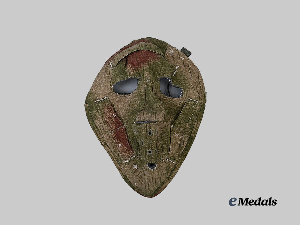 germany,_wehrmacht._a_marsh_pattern_camouflage_face_mask_e_medals__g62742_3