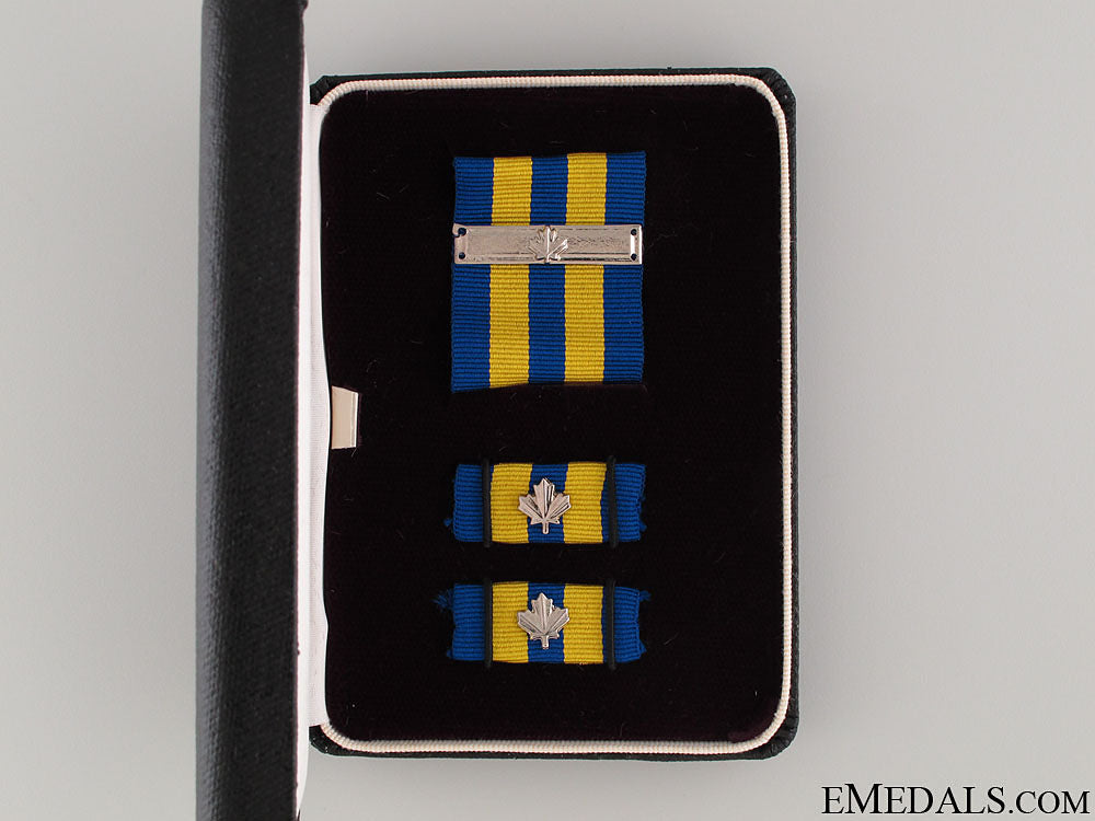 police_exemplary_service_medal_60.jpg524ae8e21f96f