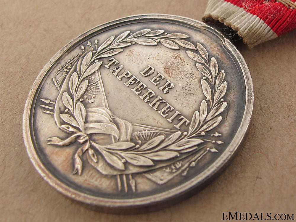 bravery_medal-2_nd_class_60.jpg5088094d0f6f3