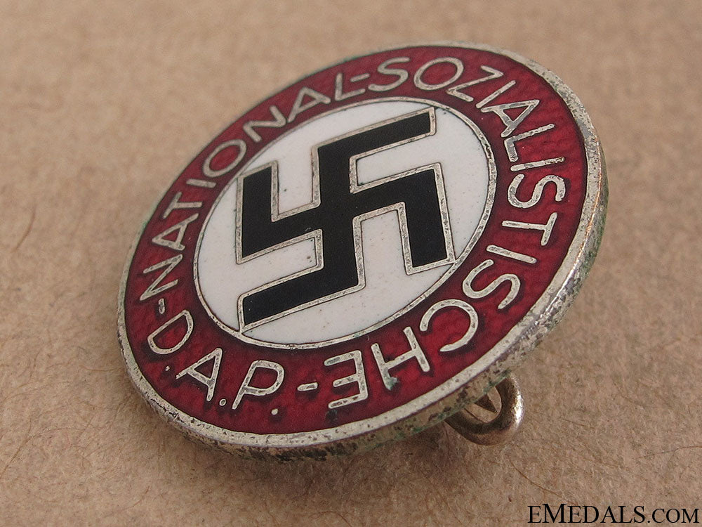 nsdap_membership_pin_61.jpg51dc53984b72e