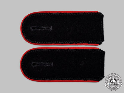 germany,_ss._a_set_of_ss-_mann_flak/_artillery_shoulder_straps_61_m21_mnc1025