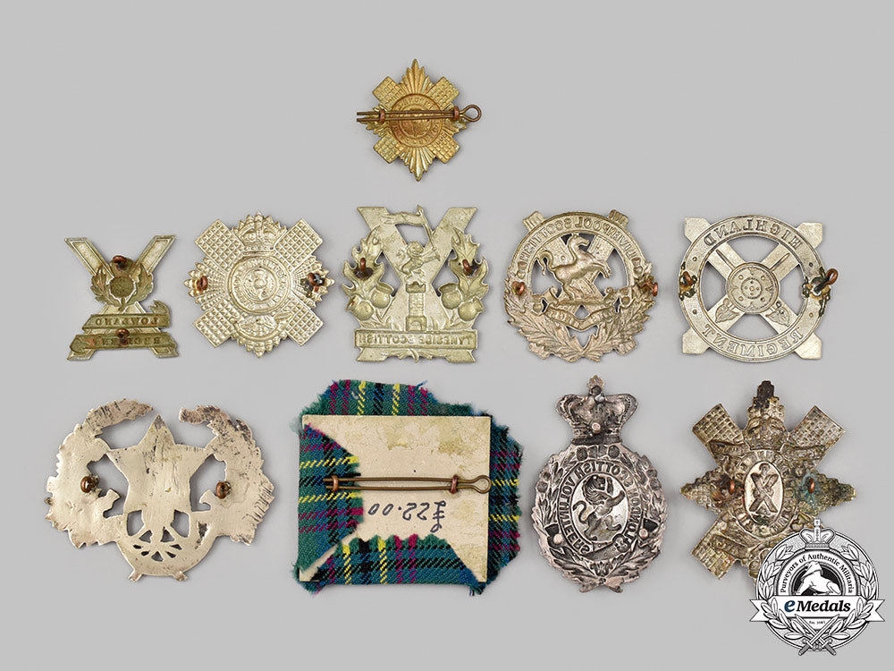 united_kingdom._a_lot_of_ten_cap/_glengarry_badges_61_m21_mnc1902