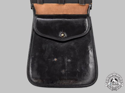 canada,_dominion._a_queen’s_own_rifle_officer’s_leather_uniform_accoutrements_for_the1910_trip_to_england_61_m21_mnc3761
