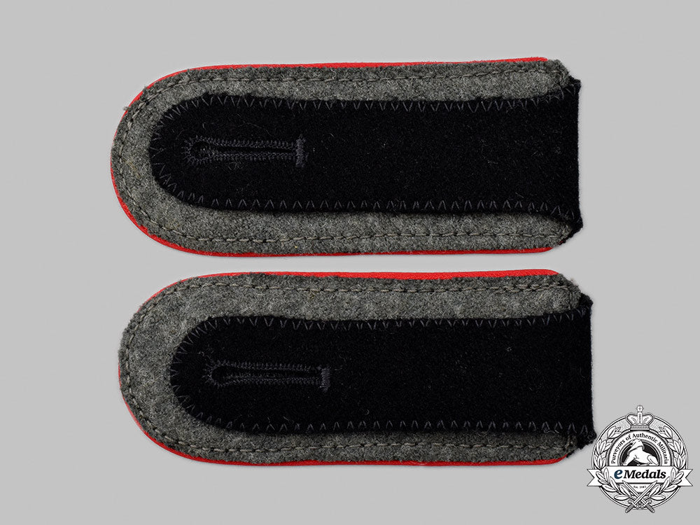 germany,_ss._a_set_of_ss-_mann_flak/_artillery_shoulder_straps_62_m21_mnc1026