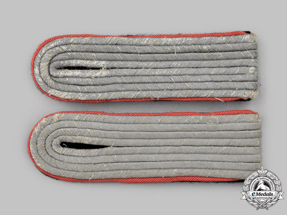 germany,_ss._a_set_of_waffen-_ss_panzer_untersturmführer_shoulder_boards_63_m21_mnc1240