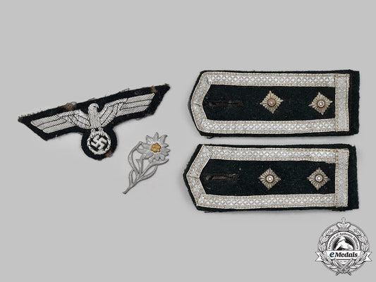 germany,_heer._a_mixed_lot_of_uniform_insignia_63_m21_mnc6648_1_1