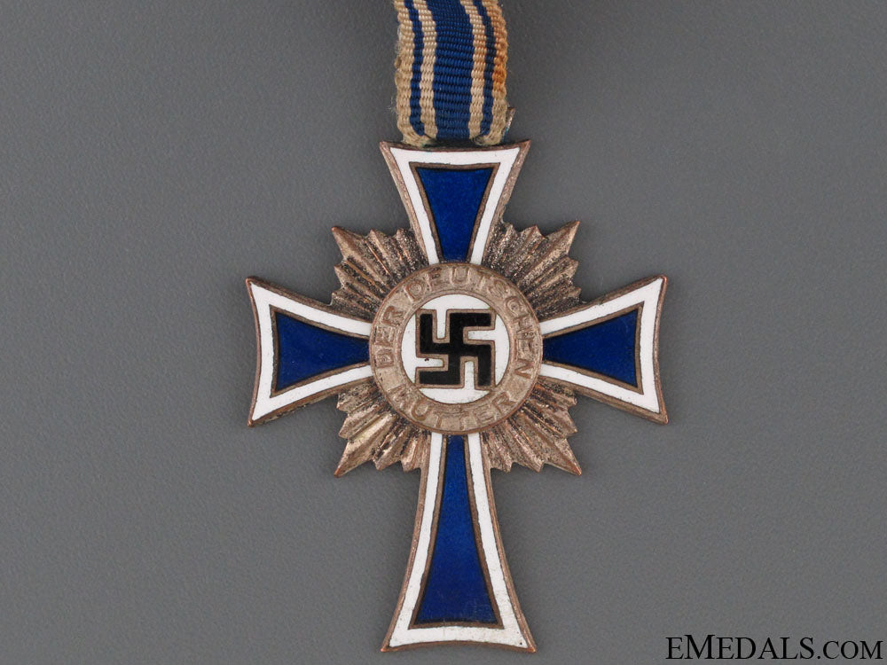 mother’s_cross-_silver_grade_64.jpg5217650881b85