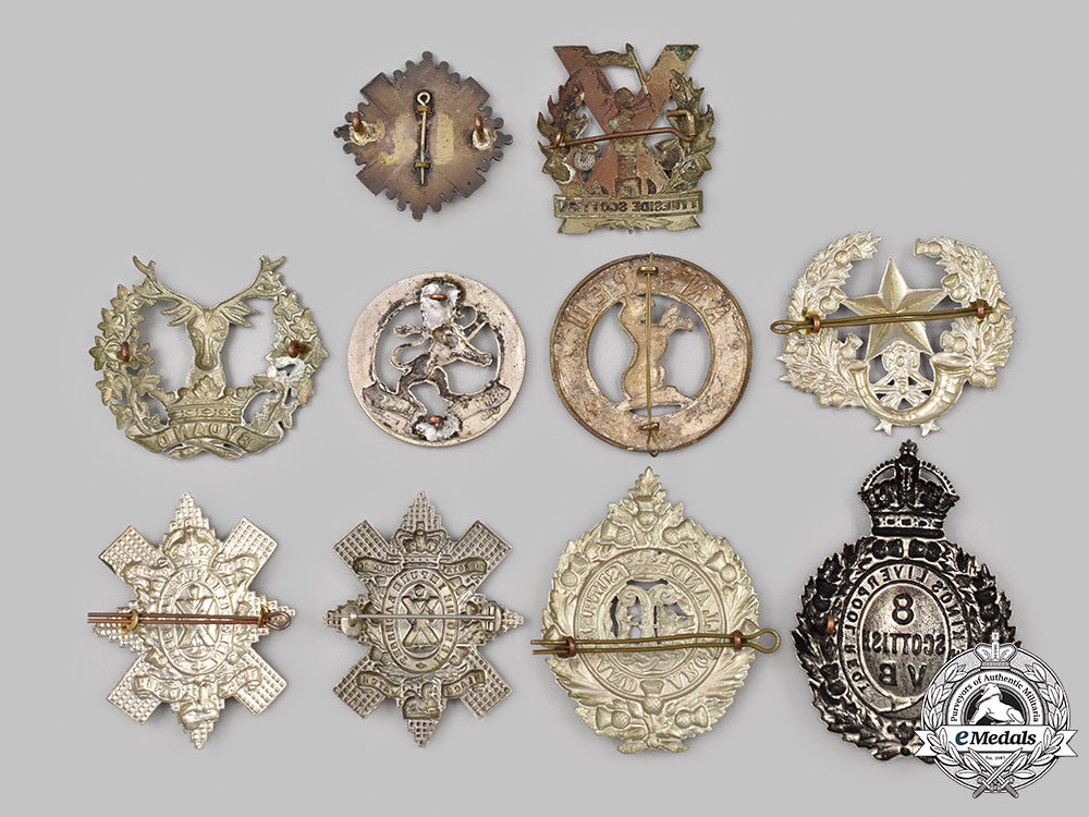 united_kingdom._a_lot_of_ten_cap/_glengarry_badges_64_m21_mnc1906