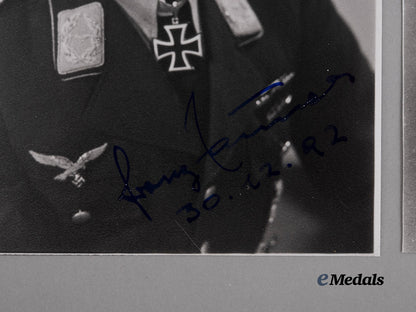 germany,_third_reich._a_lot_of_post-_war_signed_knight’s_cross_winner_photographs_e_medals__g62064_4