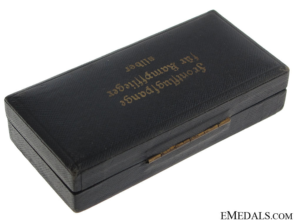 a_cased_squadron_clasp_for_bomber_pilots_65.jpg5118fc0a8a025