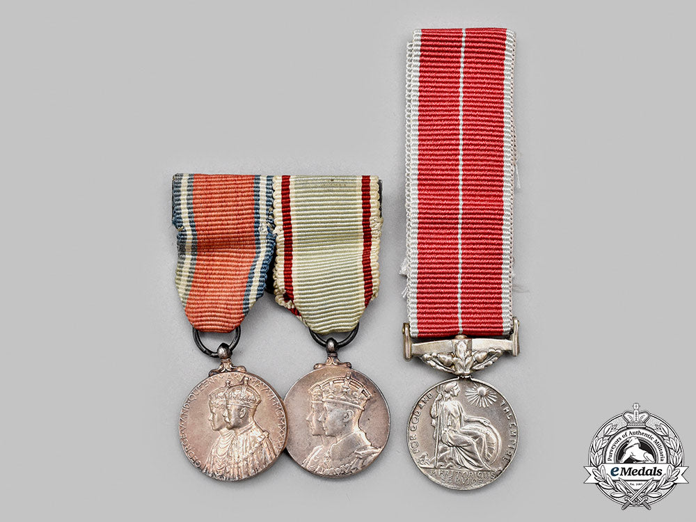 united_kingdom._three_miniature_awards_65_m21_mnc8031