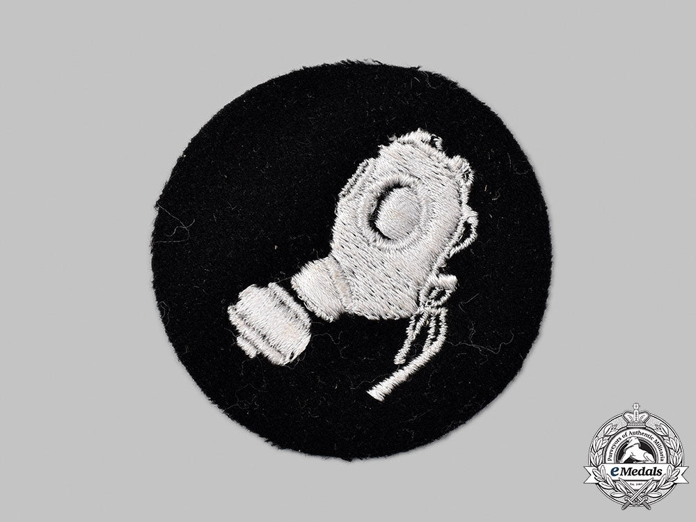 germany,_ss._a_gas_protection_sleeve_insignia_67_m21_mnc1563