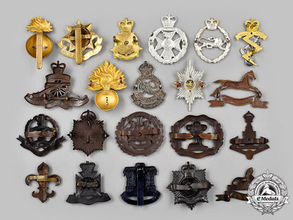 united_kingdom._a_lot_of_twenty-_one_regimental_officer's_cap_badges_67_m21_mnc7649