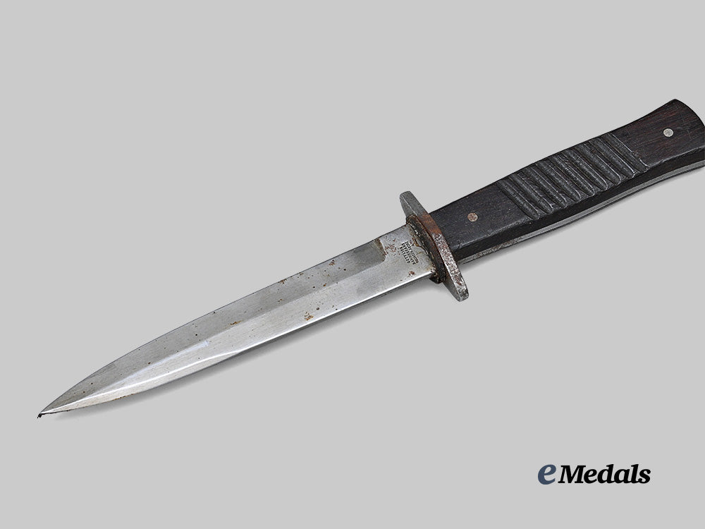 germany,_imperial._a_trench_knife_for_close_combat,_by_gottlieb_hammesfahr_e_medals__g62704_4