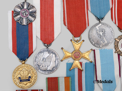 poland,_republic._a_lot_of_medals&_awards_e_medals__e_u24894_5