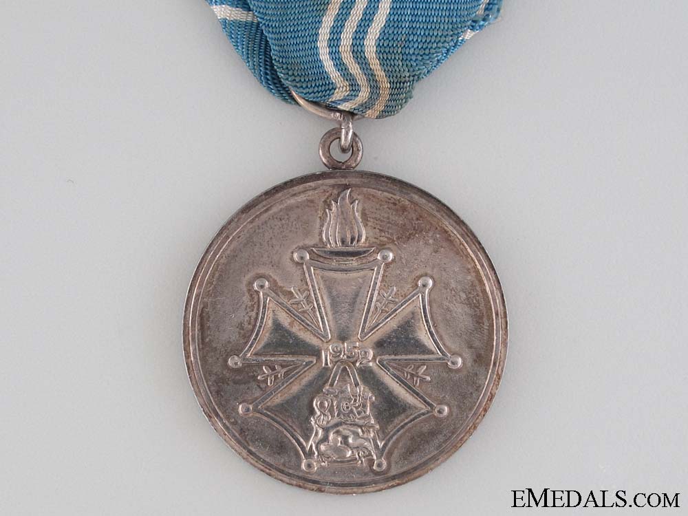 1952_helsinki_olympic_merit_medal_6.jpg52bf0c9928104_1_1