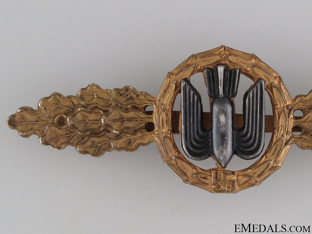 squadron_clasp_for_bomber_pilots-_gold_6.jpg5261827855e78