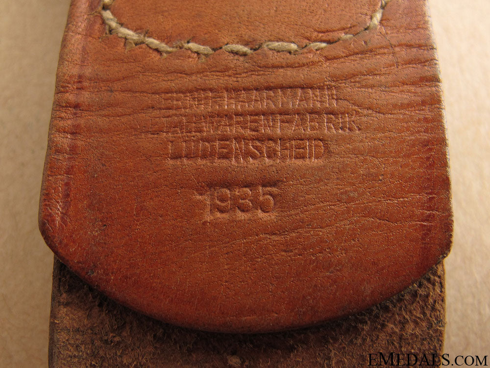 1935_postschutz_belt&_buckle_6.jpg51813fdfac287