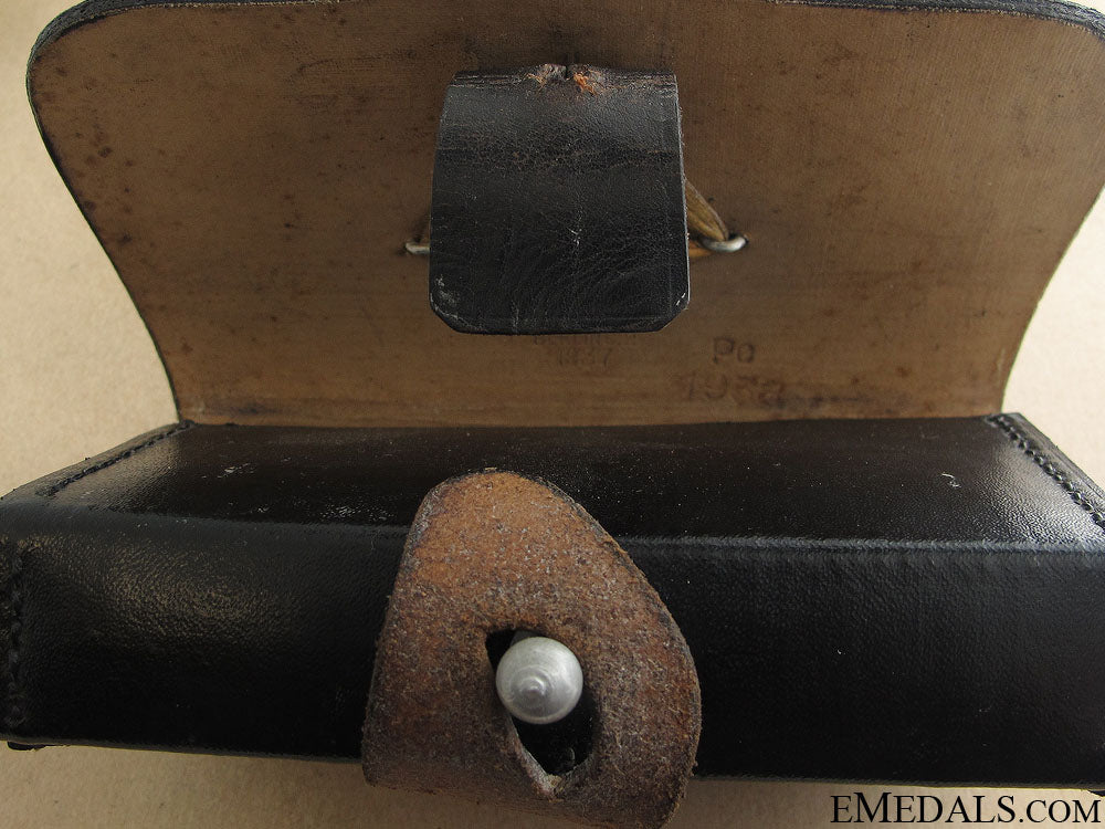 1937_police_pouch_by_fischer_6__2_.jpg519f994da5fc4