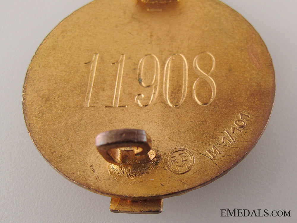 a_hj_golden_leader’s_sports_badge_with_award_documents_6.jpg52d42e4f1c42c