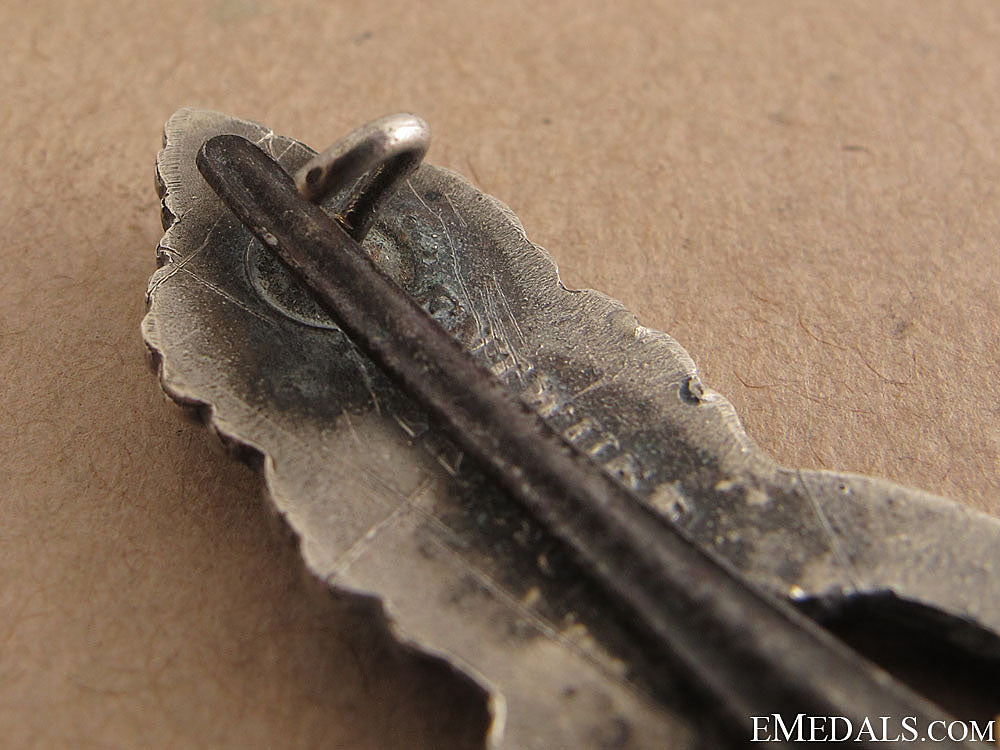 submarine_clasp–_silver_grade_6.jpg5159d35cbb7d3