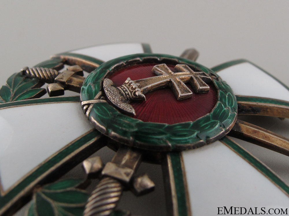 order_of_merit„¢¤_officer„¢¯_s_cross_with_swords_6.jpg5260091dd104f