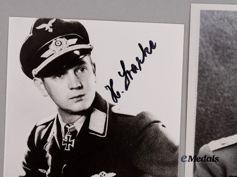 germany,_third_reich._a_lot_of_post-_war_signed_knight’s_cross_winner_photographs_e_medals__g62079_6